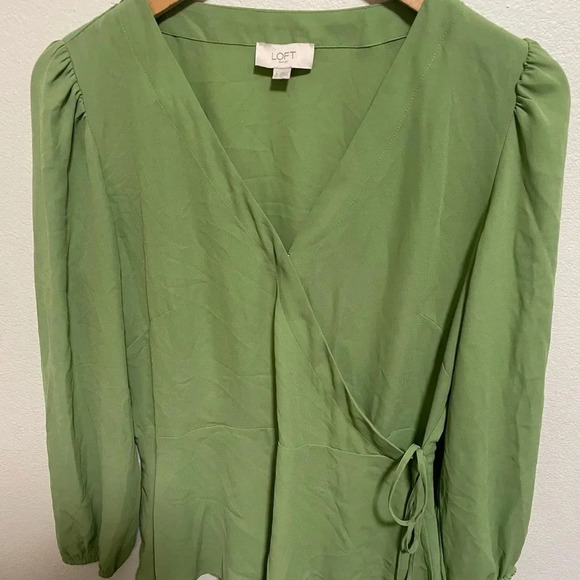 Loft wrap top blouse size Small - Picture 2 of 5